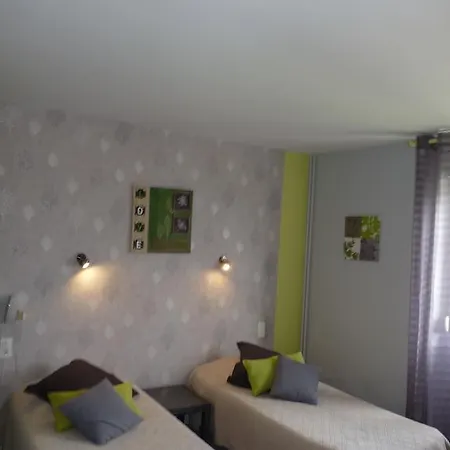 Patton Hotel 2*